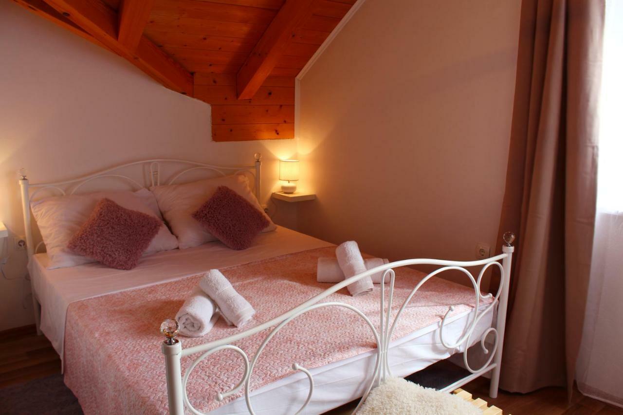גרבובץ Neda Holiday House מראה חיצוני תמונה